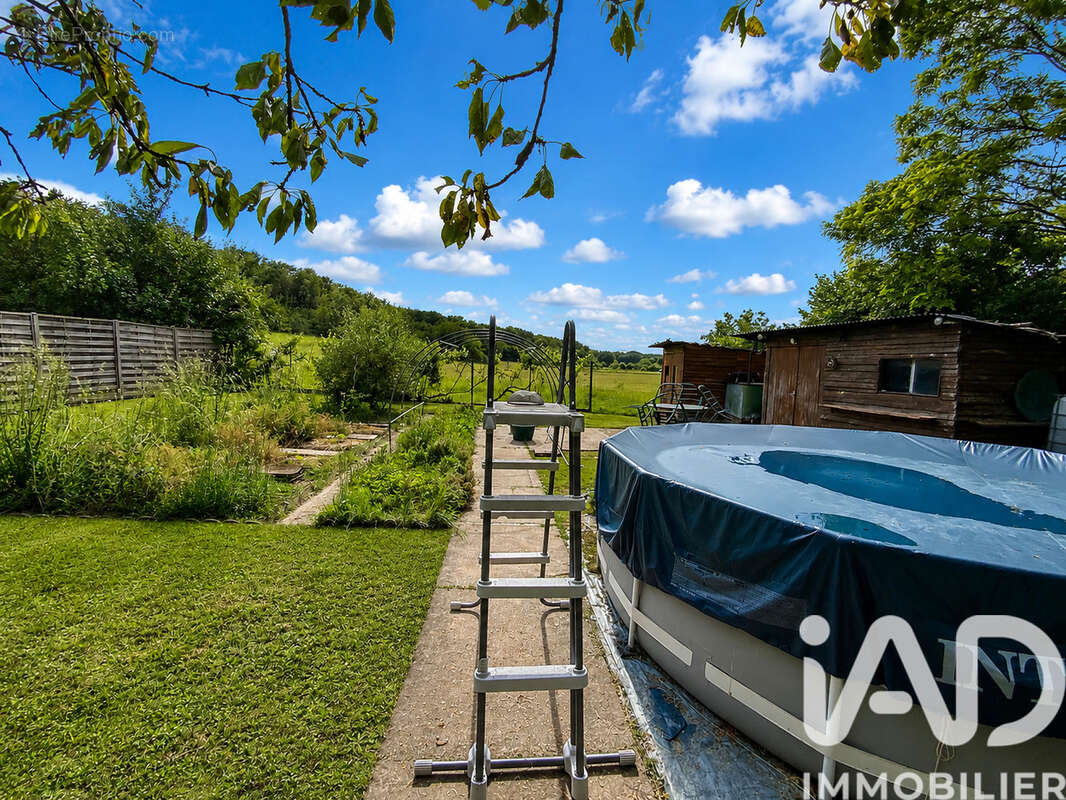 Maison 76 m² à Saint-Pierre-Les-Nemours  - photo 6