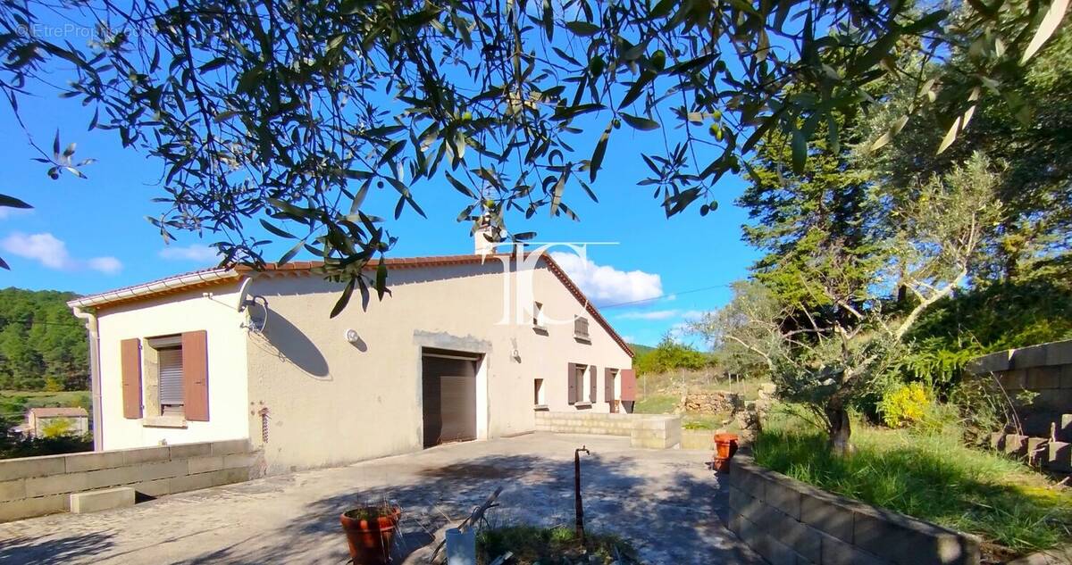Maison à SAINT-PAUL-LE-JEUNE