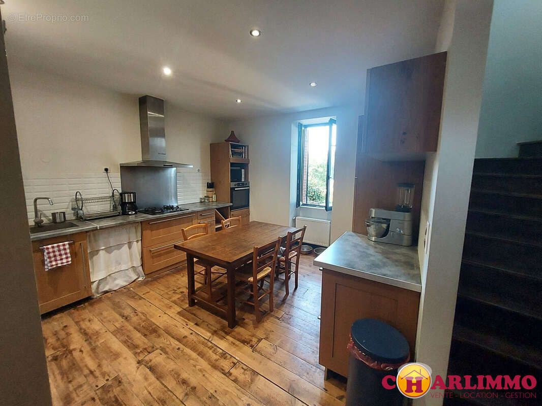 Maison 130 m² à Saint-Junien  - photo 4