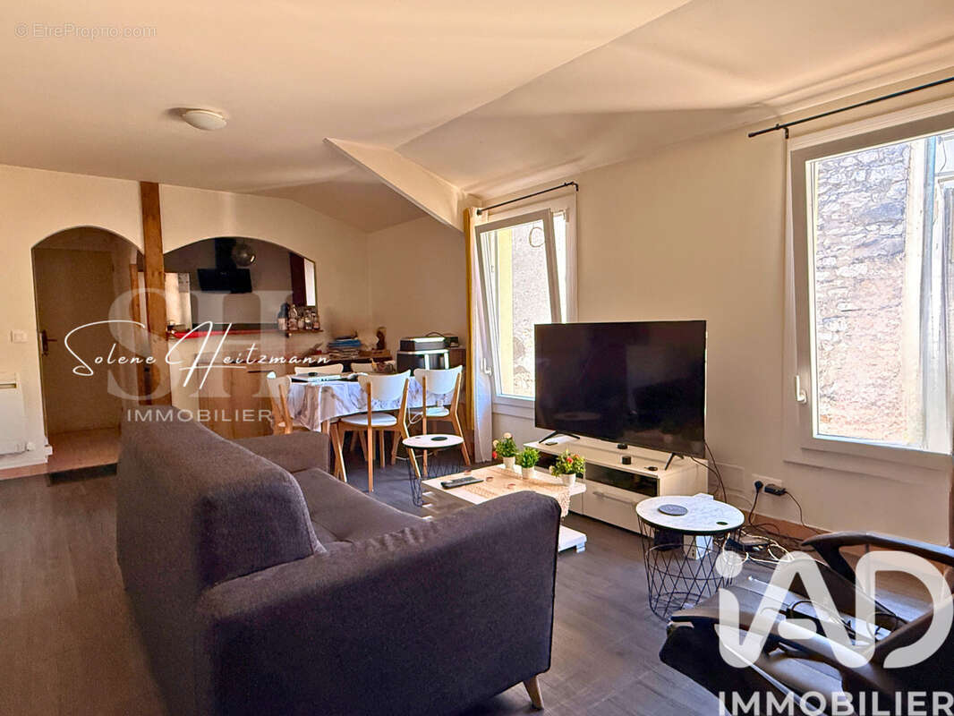 Photo 2 - Appartement à MONTEREAU-FAULT-YONNE