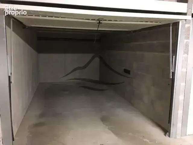 Parking à ARCHAMPS
