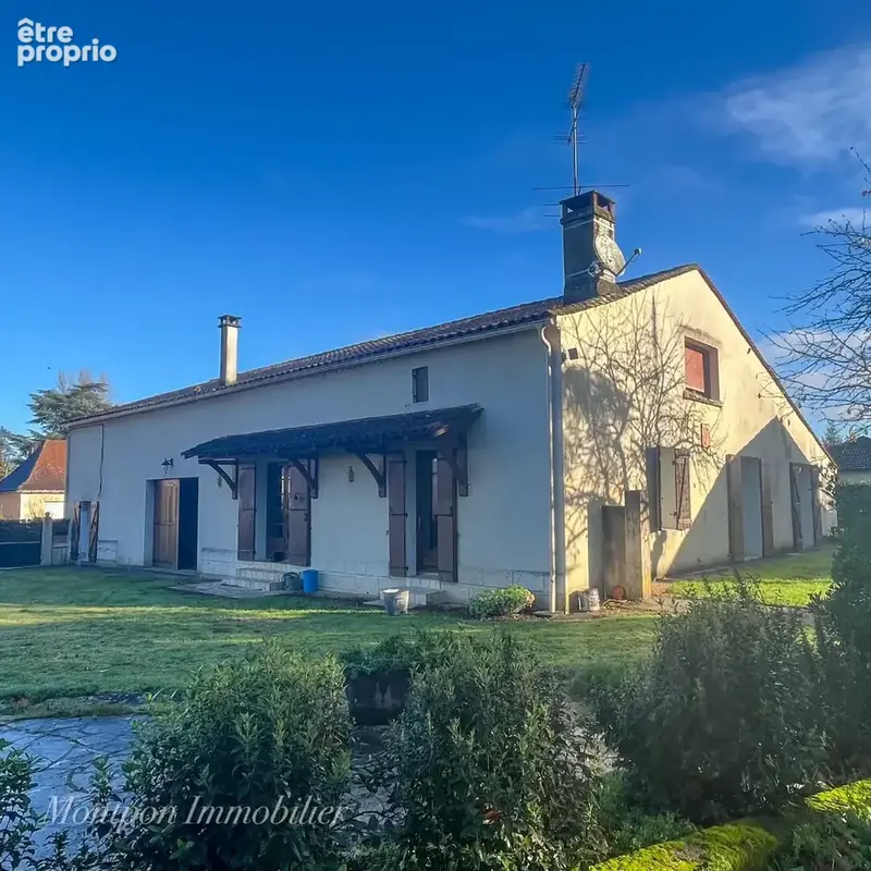 Maison à MENESPLET