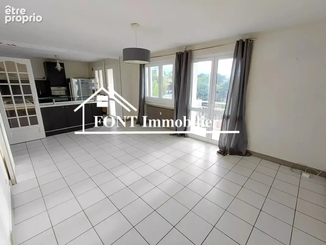 Saint-chamond,  les charmilles, appartement 3 chambres + garage - photo 2
