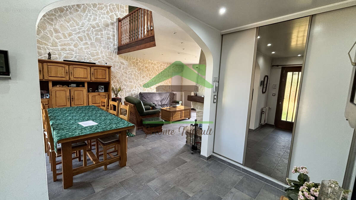 Maison à ARROU