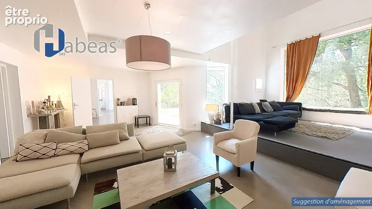 À 45 min de Lyon – Maison d’architecte unique de 330m², 6 chambres, avec piscine 10x5 au cœur de 5 800 m² de parc arboré - photo 16