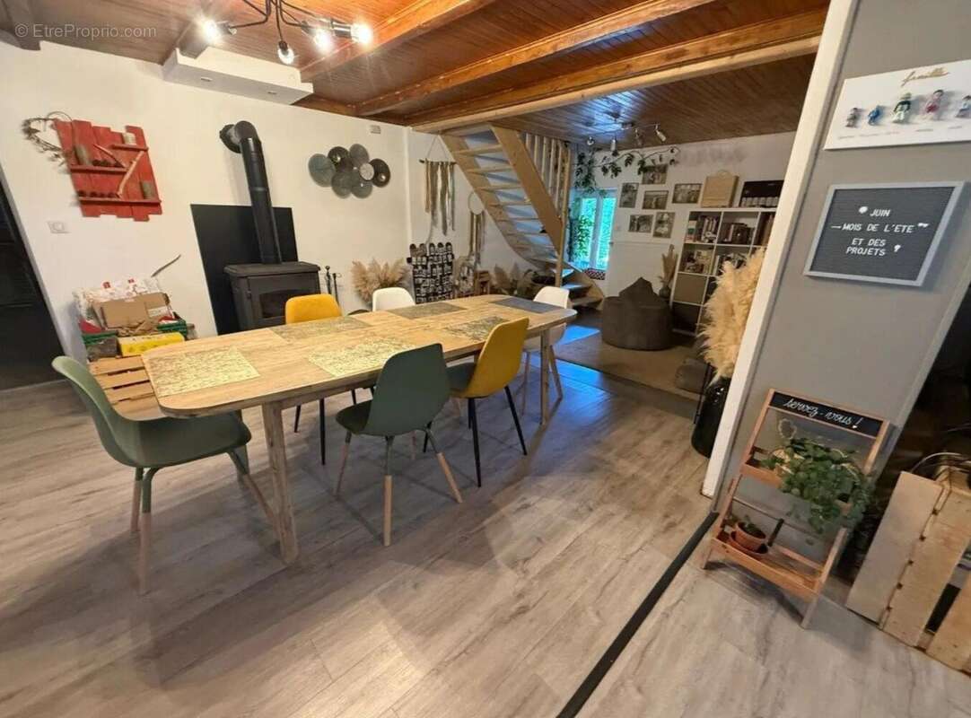 Photo 3 - Maison à LAYS-SUR-LE-DOUBS