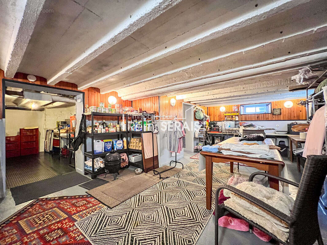 Maison à CONDE-SUR-NOIREAU