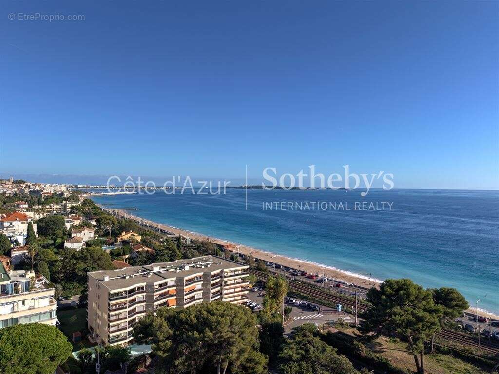 Penthouse duplex 4 pièces à Cannes Plages du Midi avec terrasse et vue mer - photo 19