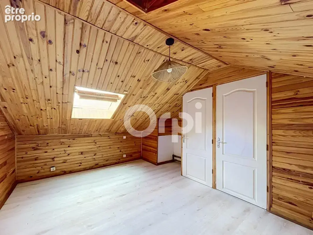 Maison rénovée de 61 m² – Brive-la-Gaillarde -  Hypercentre – 3 chambres - photo 8