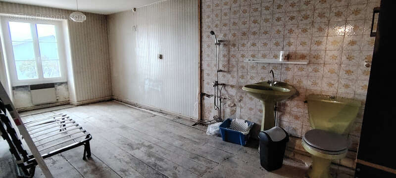 Maison à vendre 10 pièces SAINT GENEROUX (79) - photo 16