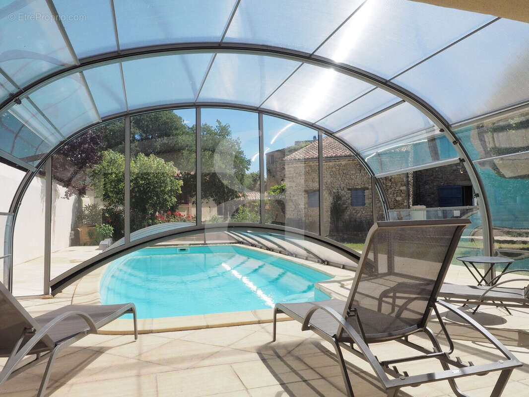 Maison à VAISON-LA-ROMAINE