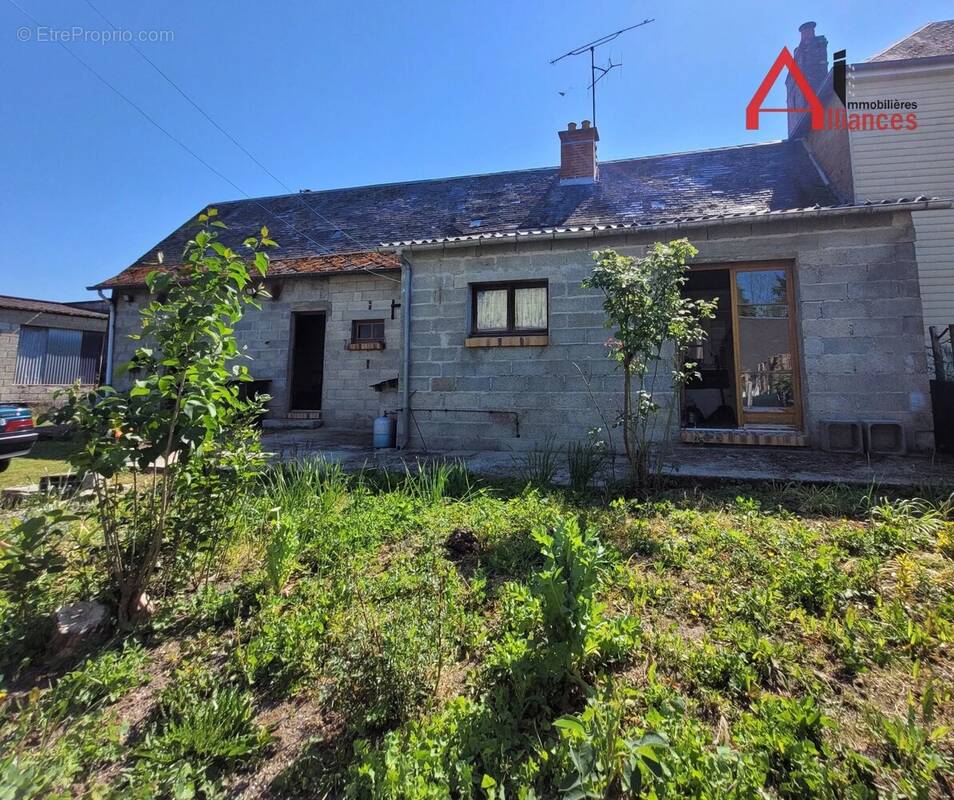 Maison à GRANDCOURT