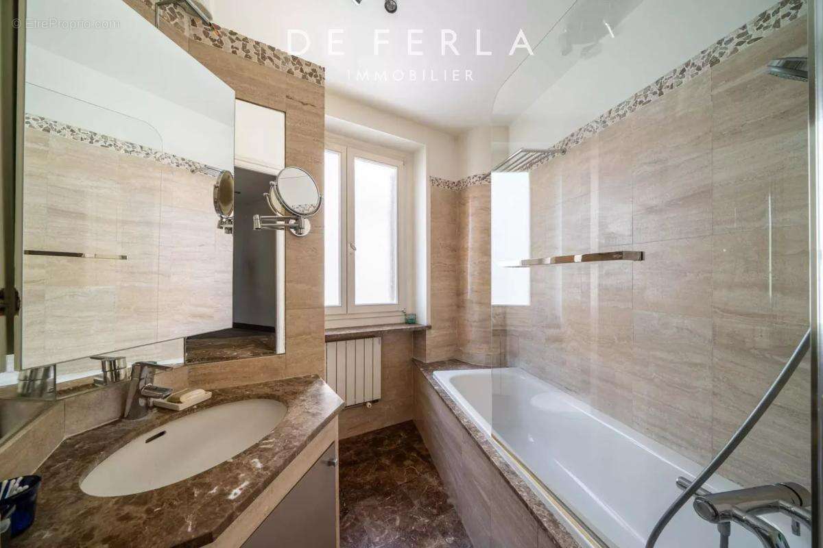 Appartement à PARIS-5E
