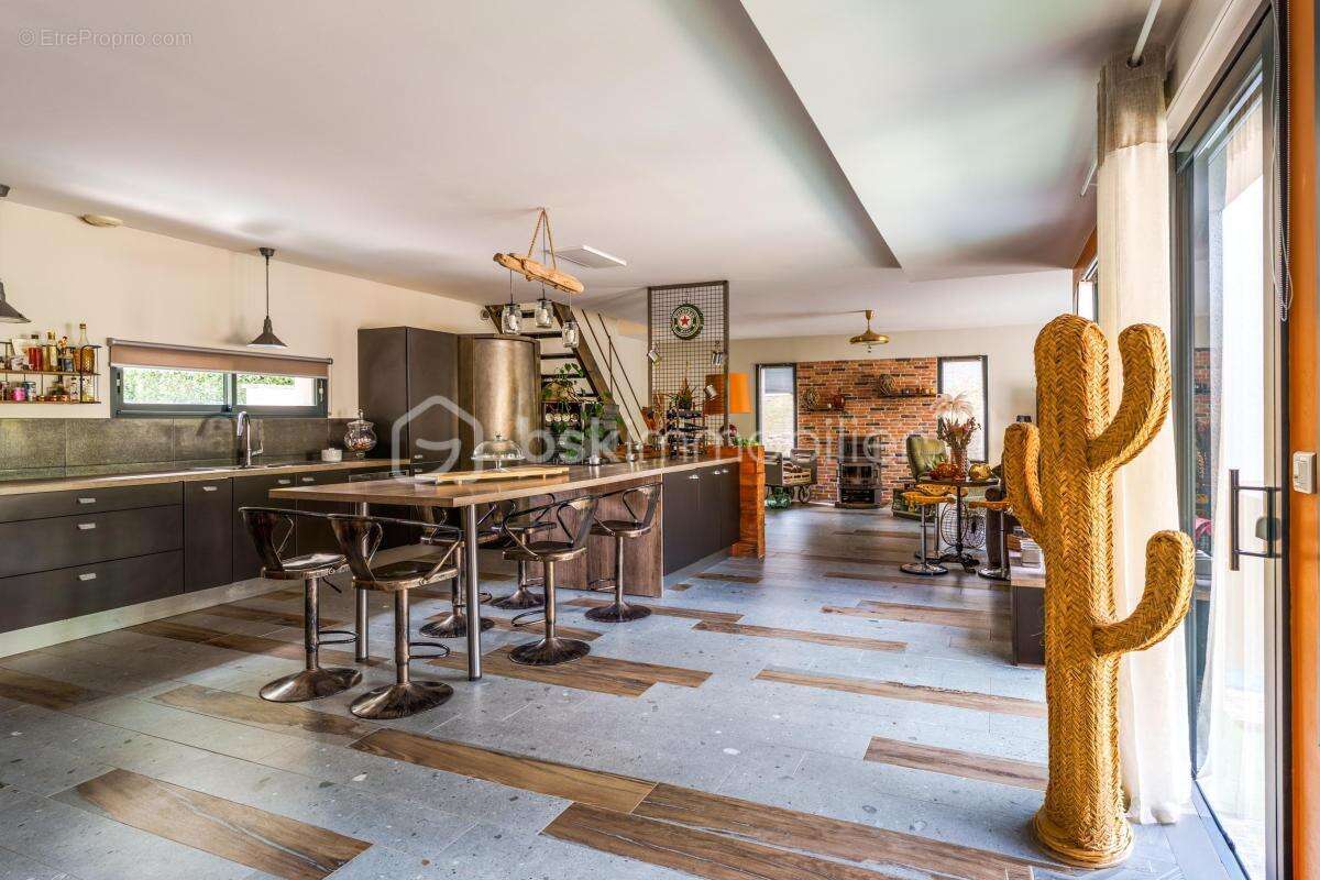 ***Richard Bernardeau by BSK Immobilier*** - photo 6