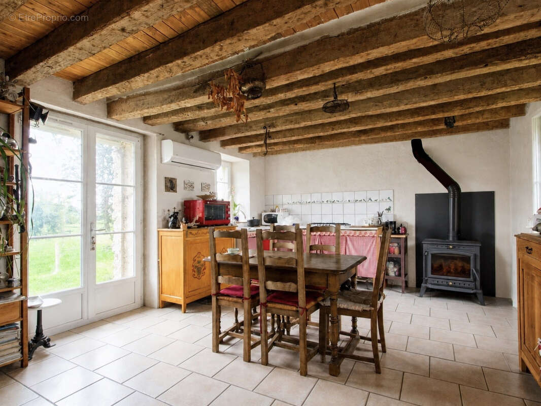Maison à LA FERTE-GAUCHER