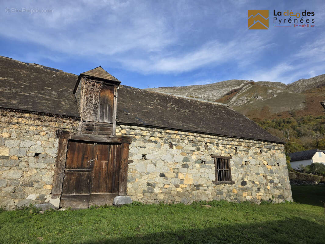 Maison à SALLES