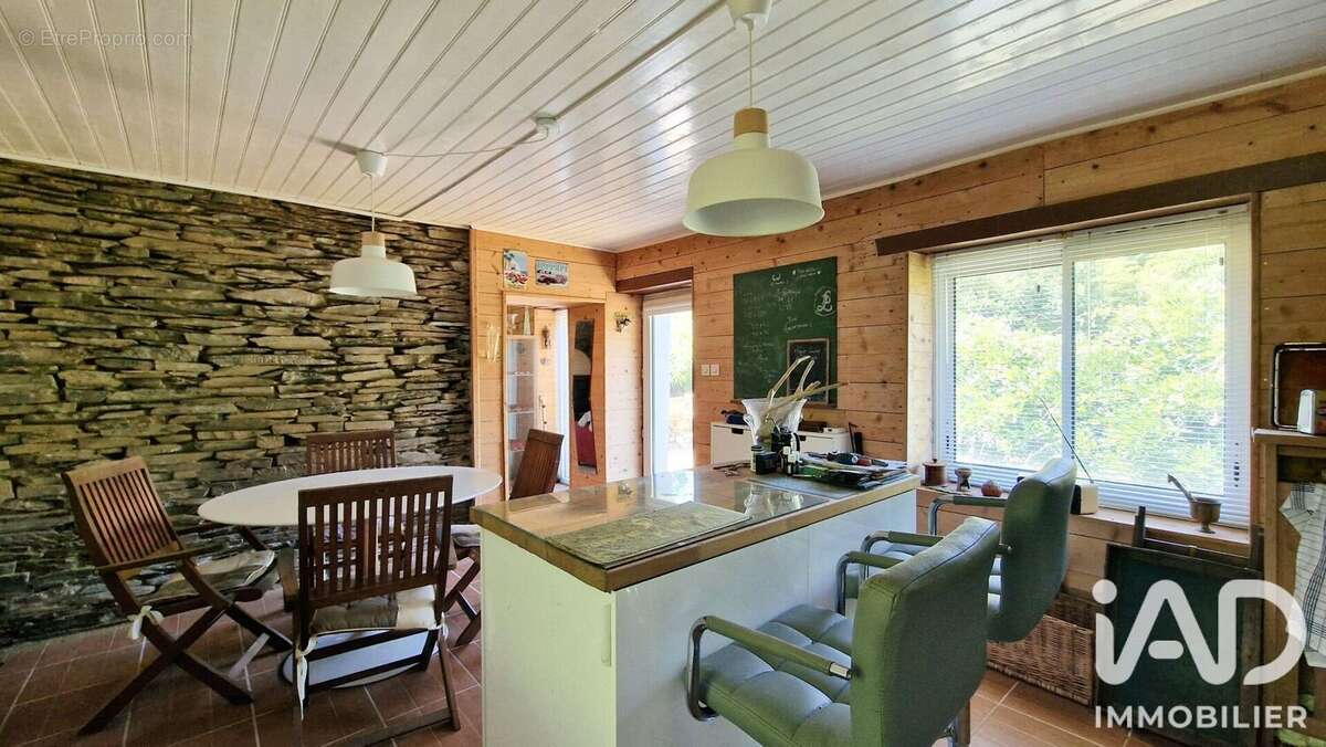 Maison 86 m² à Gourin  - photo 5