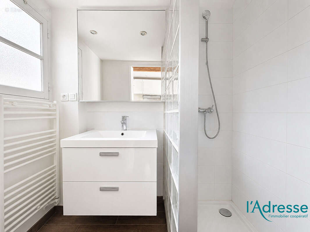 Appartement à PARIS-11E