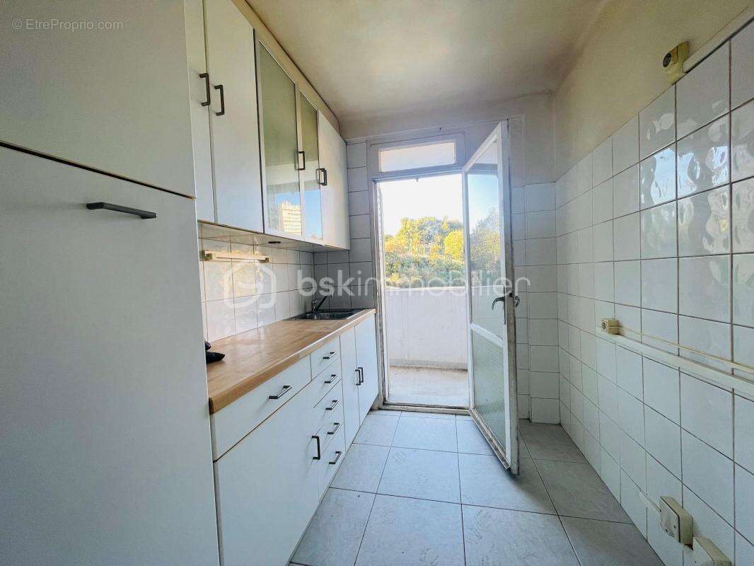 Appartement à MARSEILLE-13E
