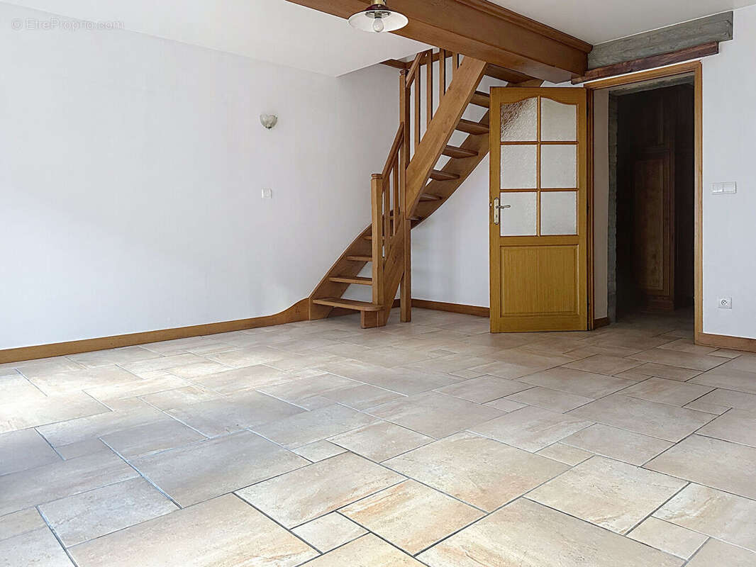 Maison à EQUEURDREVILLE-HAINNEVILLE