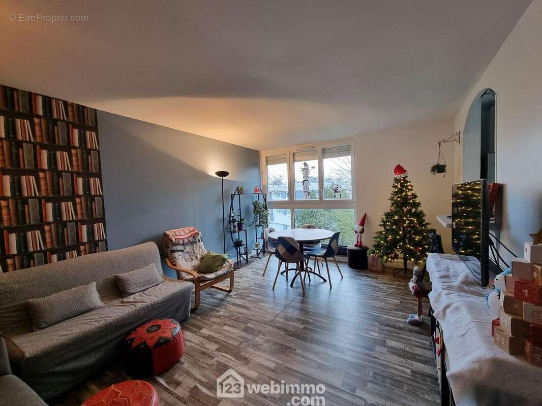 Appartement à VILLENEUVE-LE-ROI