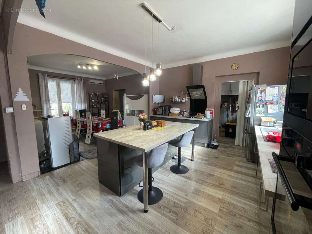 Maison à ROUSSILLON