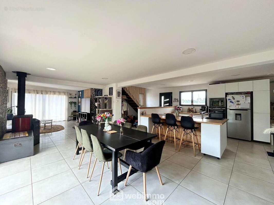Maison 145 m² à Tredrez-Locquemeau  - photo 9