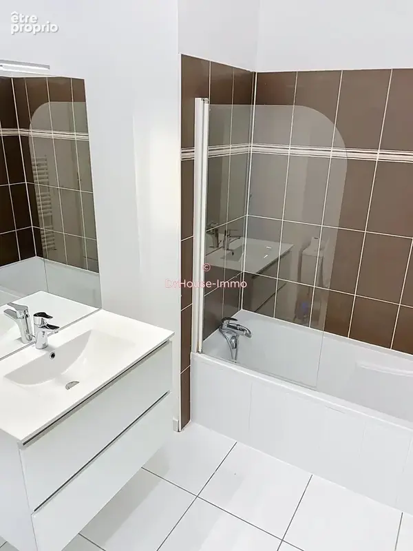 Appartement 45 m² à Marseille-5e  - photo 7