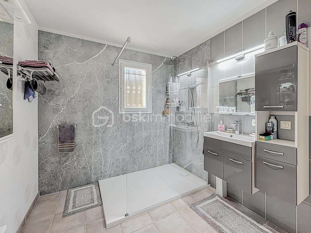 Maison à VILLEVEYRAC