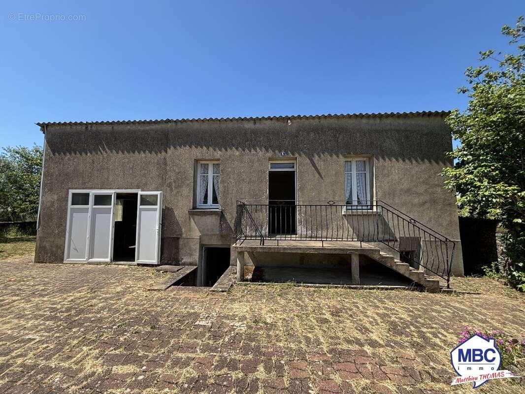 Maison à BEAUPREAU