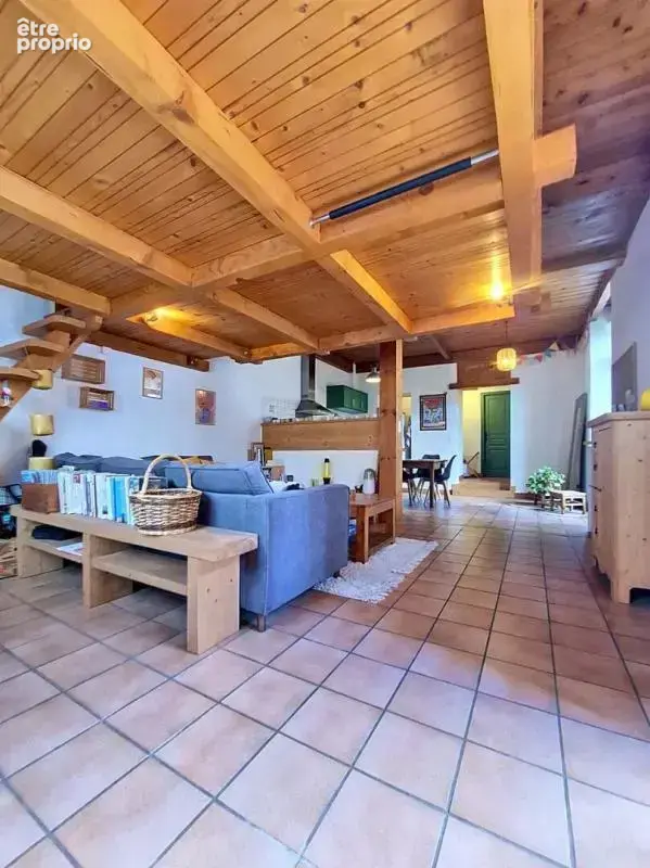Appartement 56,82 m²  Rez-de-chaussée  Espace extérieur privatif indépendant  Saint-Gervais-les-Bains - photo 2