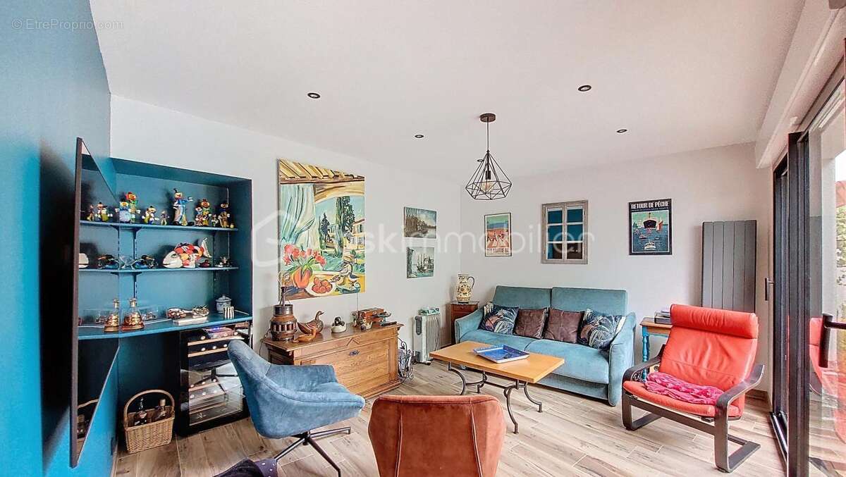 Maison à SAINT-VAAST-LA-HOUGUE