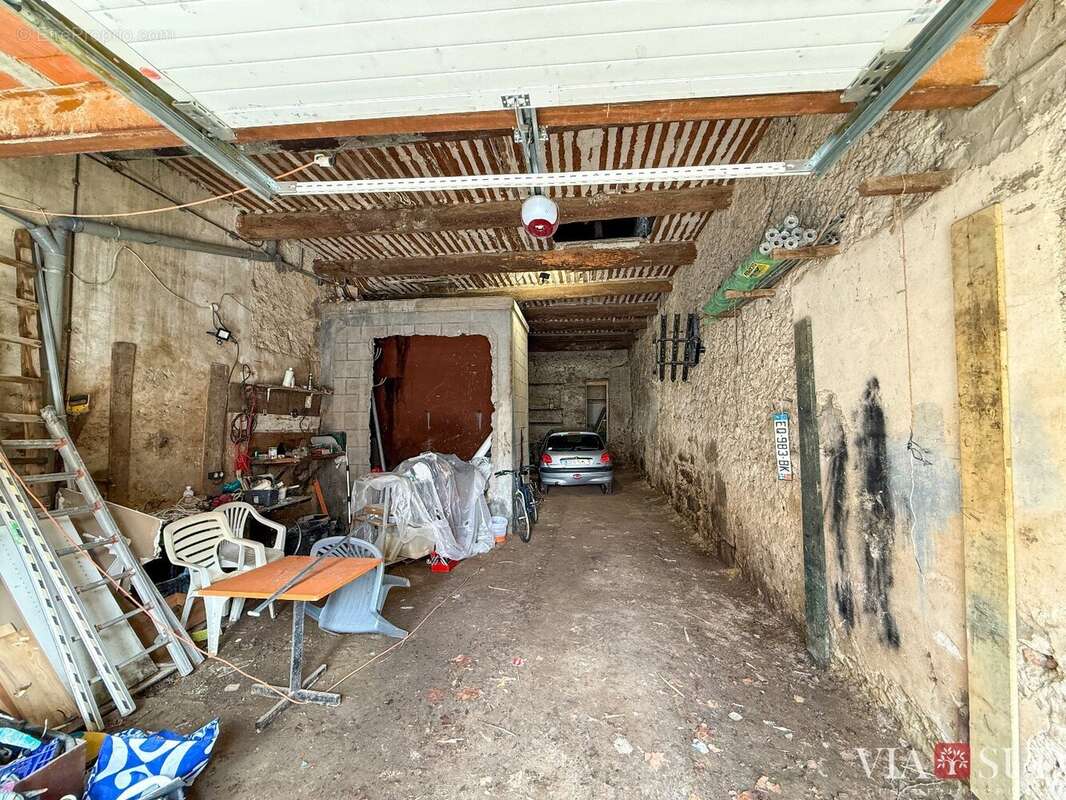 Maison à VILLENEUVE-LES-BEZIERS