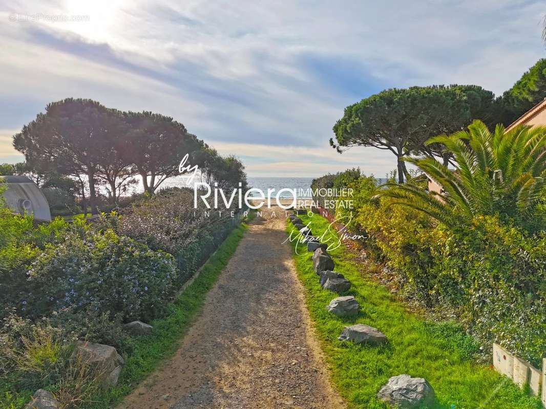 Maison à LA CROIX-VALMER