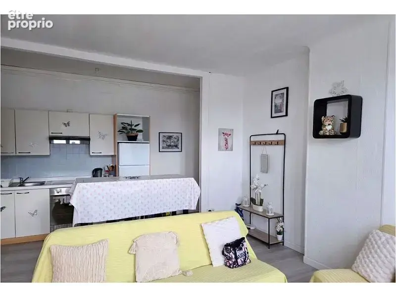 Appartement 256 m² à Verdun  - photo 2