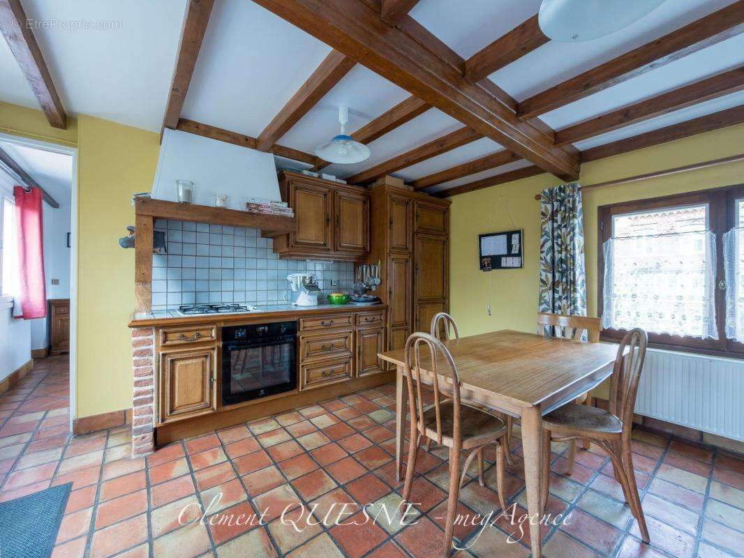 Maison à LINTOT-LES-BOIS
