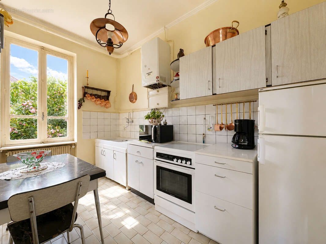 Maison à TASSIN-LA-DEMI-LUNE