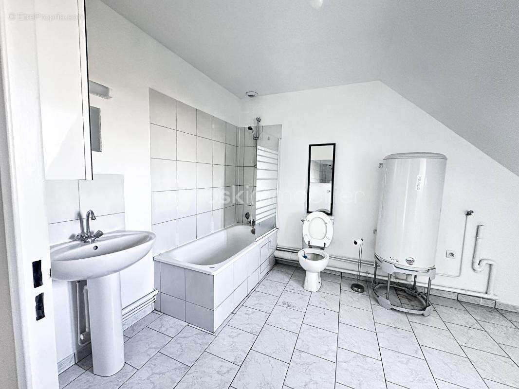 Appartement à CORBEIL-ESSONNES