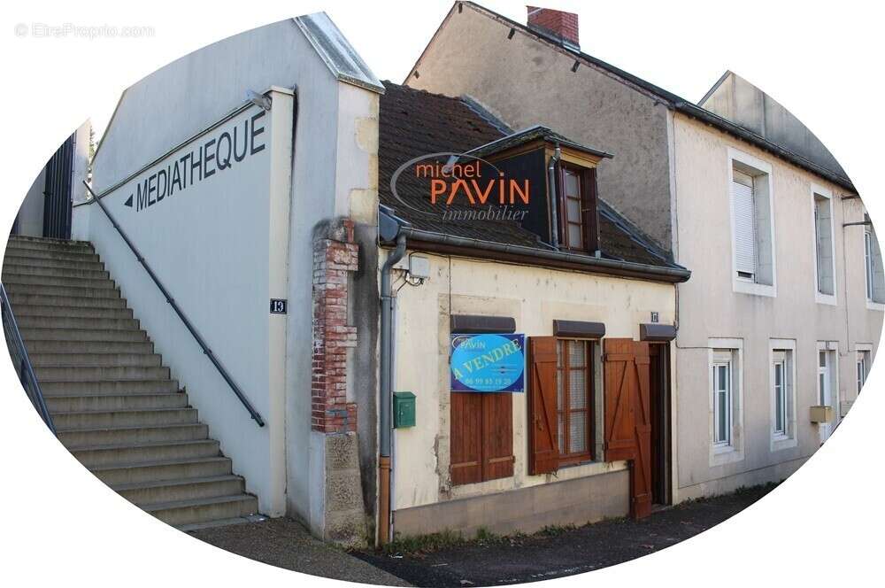 Maison à LA GUERCHE-SUR-L'AUBOIS