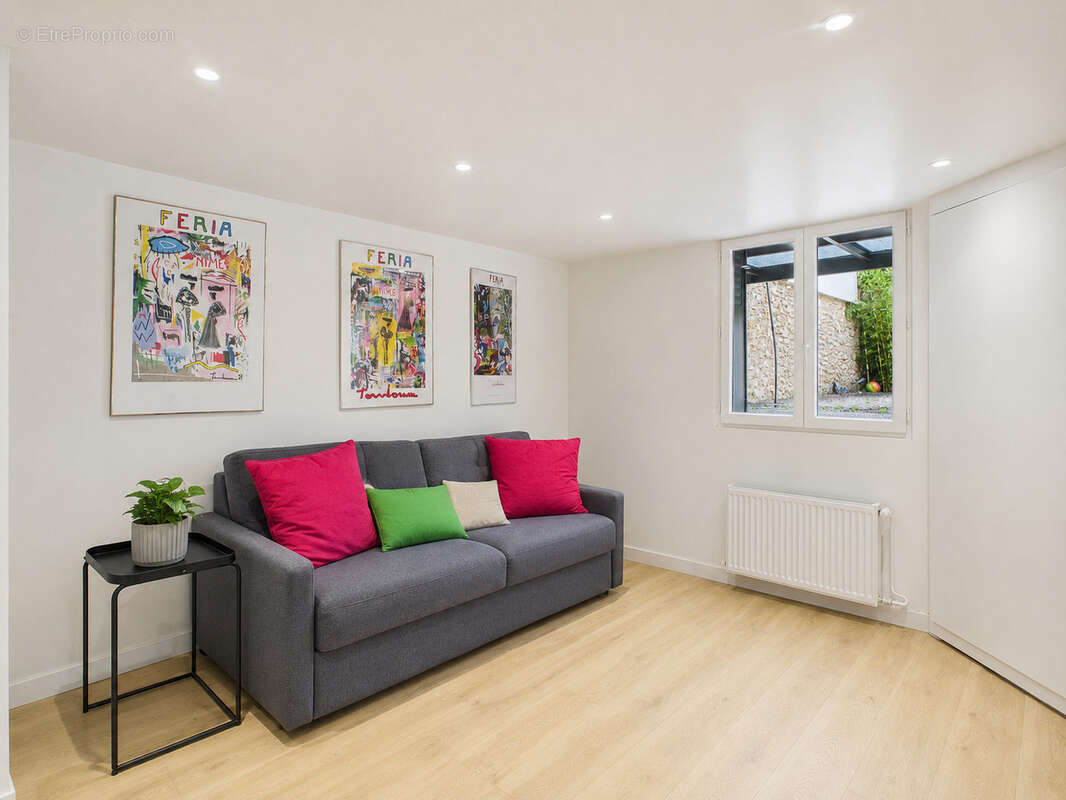 EXCLUSIVITÉ — Maison rénovée 58,89 m2 + studio indépendant, jardin et terrasse — Limite Paris / Joinville-le-P - photo 12
