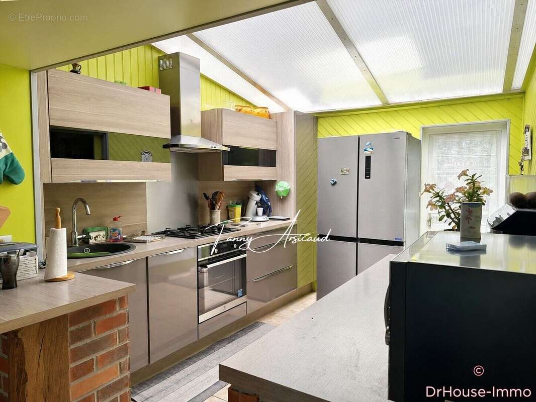 Maison 90 m² à Velluire  - photo 8