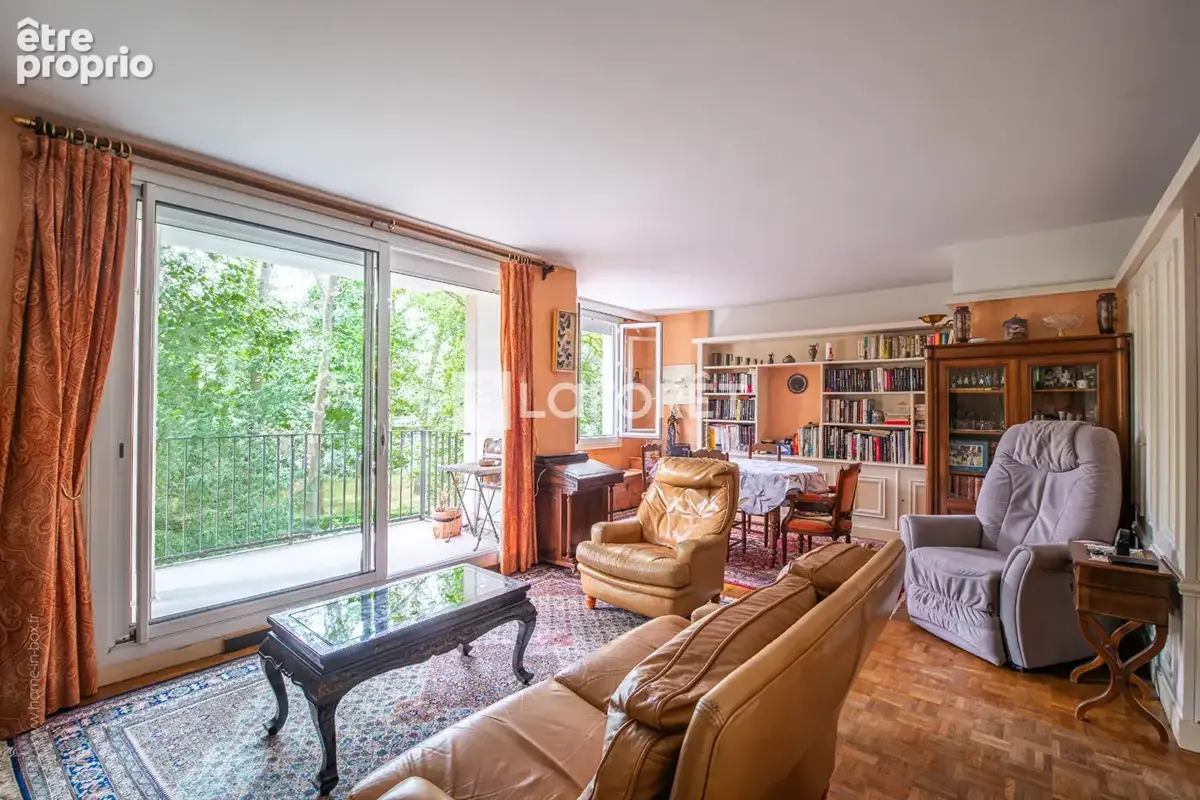 Appartement à LA CELLE-SAINT-CLOUD