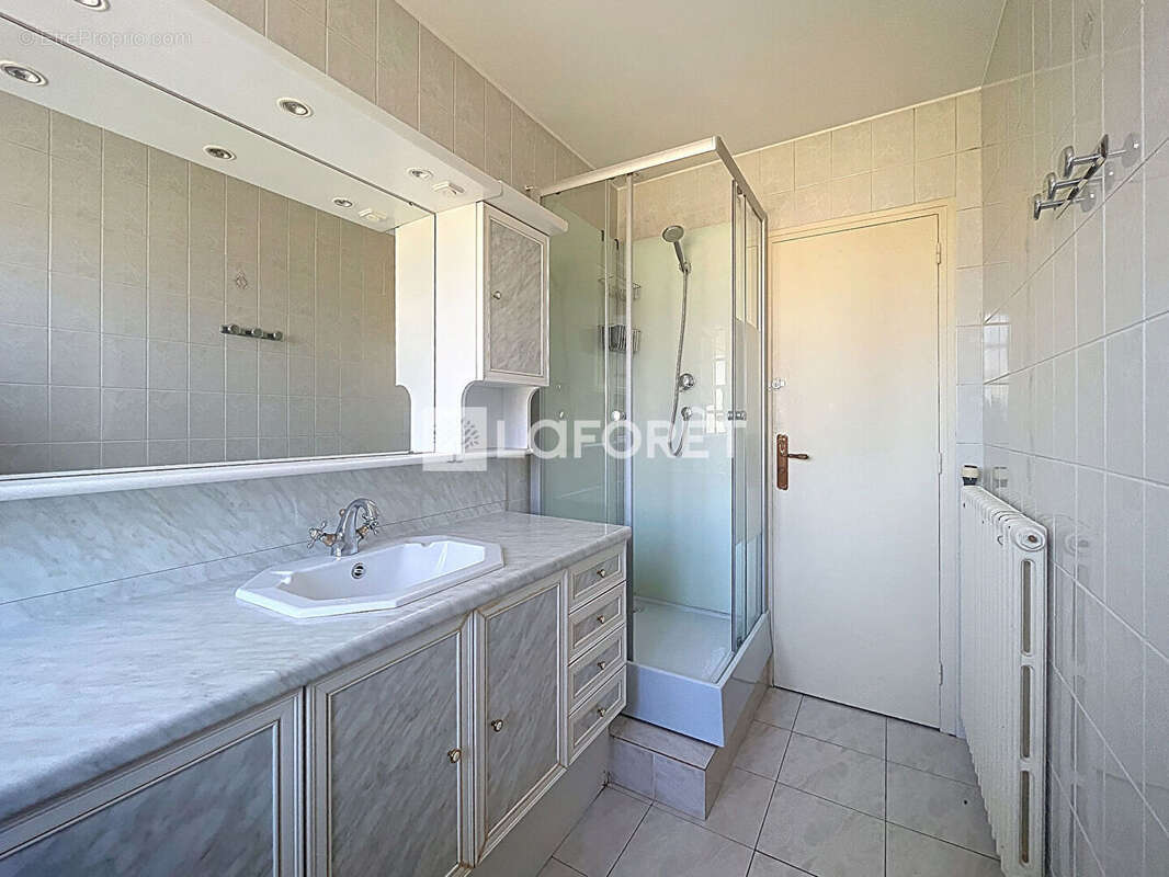 Exclusivité - Maison familiale - 4 chambres - Sous Sol total -1326 m² de terrain proche Luzarches - photo 11