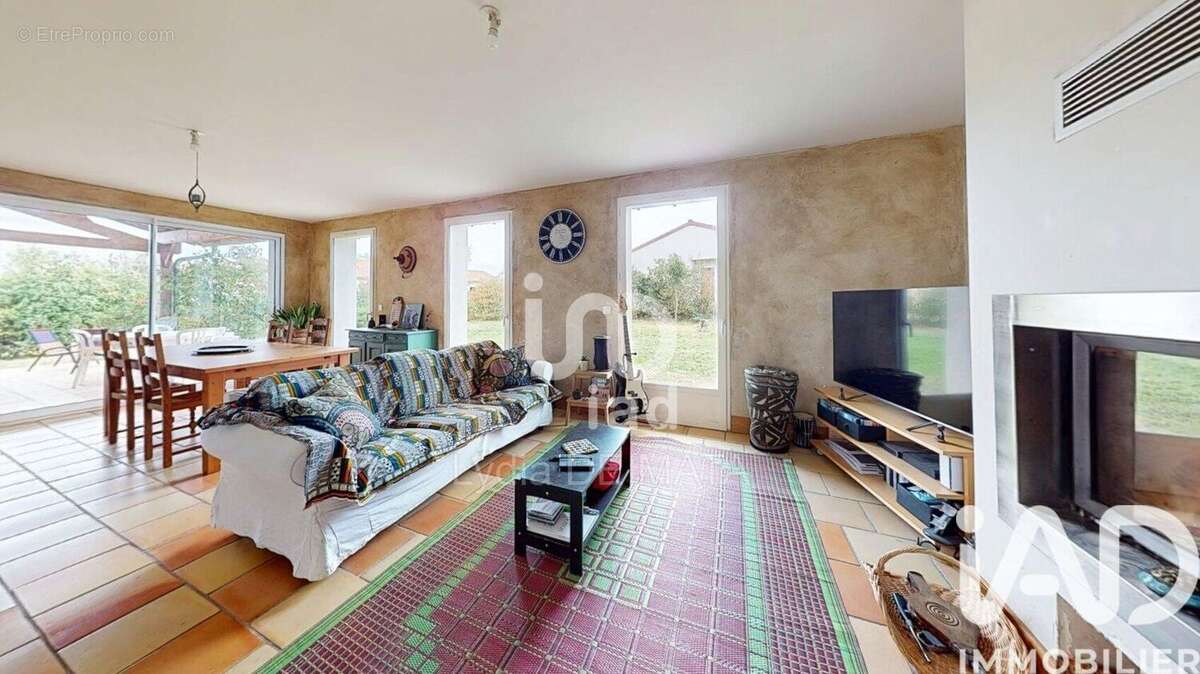 Photo 3 - Maison à LAUNAC