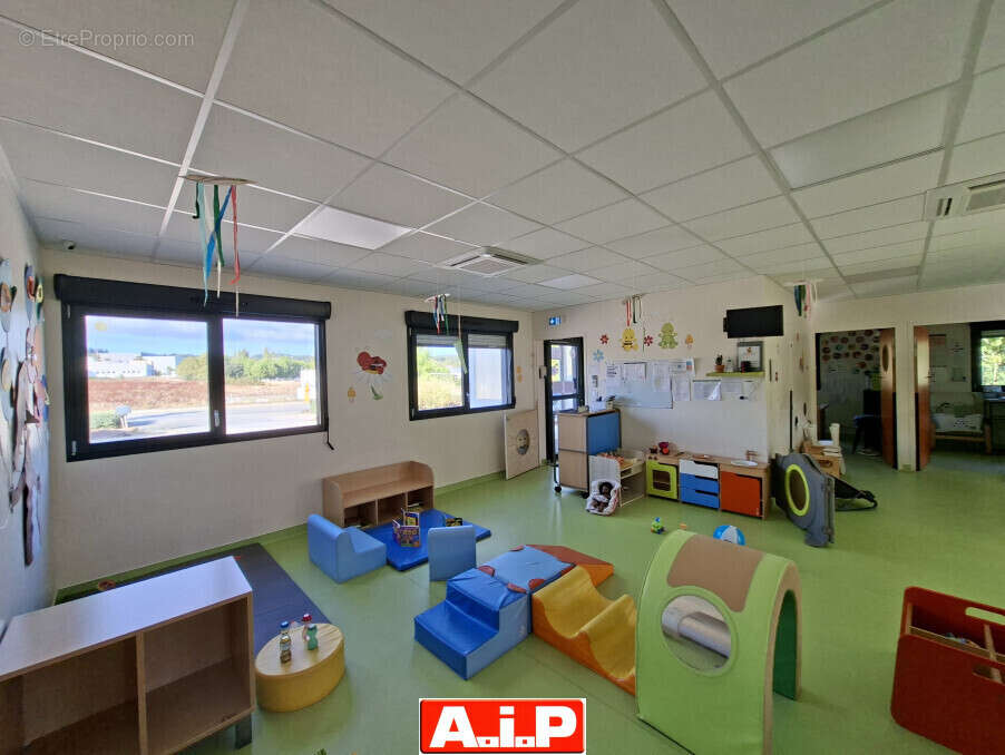 Commerce à POUZAUGES