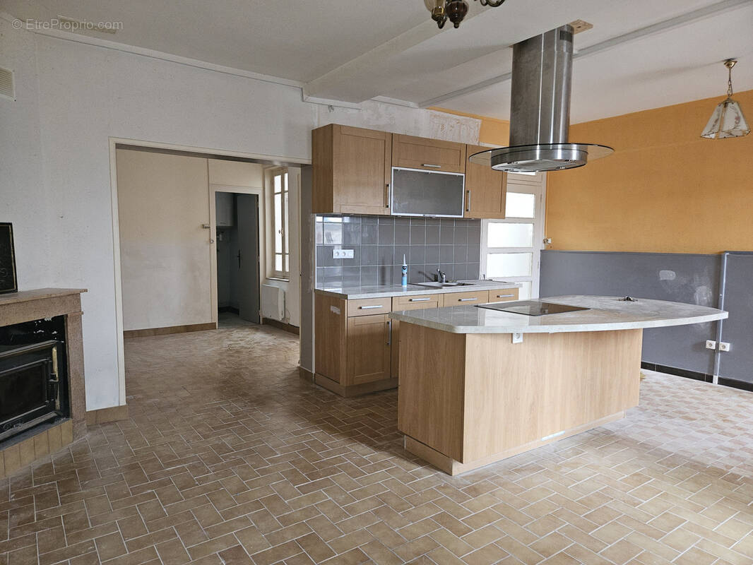 Maison à VERDUN-SUR-LE-DOUBS