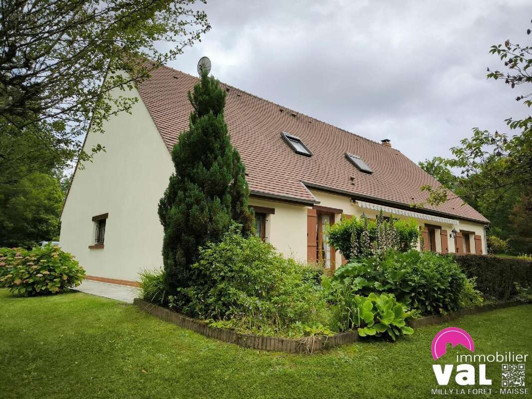Maison à MILLY-LA-FORET