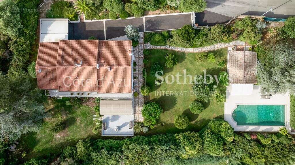 Villa d’exception avec vue mer, entièrement rénovée à La Roquette-sur-Siagne - photo 7