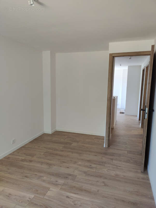 maison en pierres rénovée - photo 9