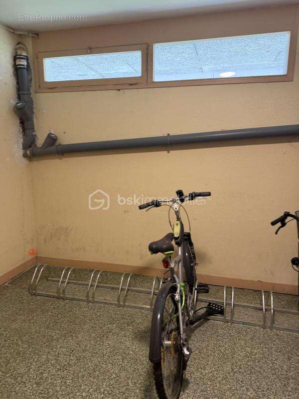 À VENDRE – Périgueux – Résidence au calme le long de la Voie Verte Appartement T4 de 78 m² – Terrasse + Garage – Proximité centr - photo 18